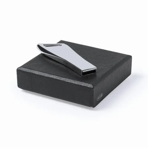 6240-000-P